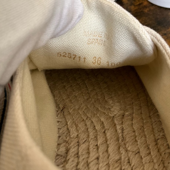 GUCCI 
Canvas Logo Lace-Up Platform Espadrilles 36 Greggio Grege - Picture 10 of 15